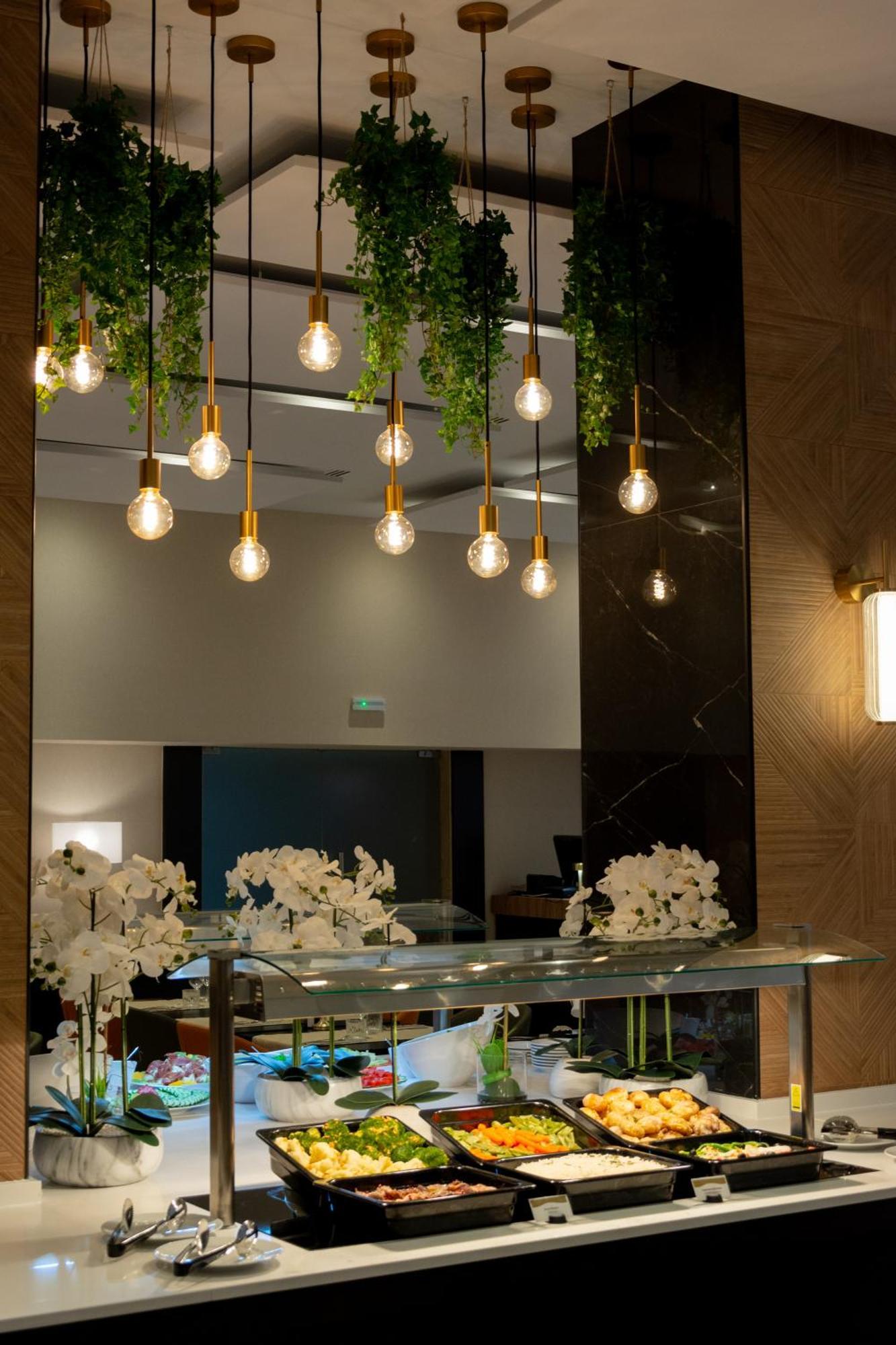 Hotel Vip Executive Zurique 3*