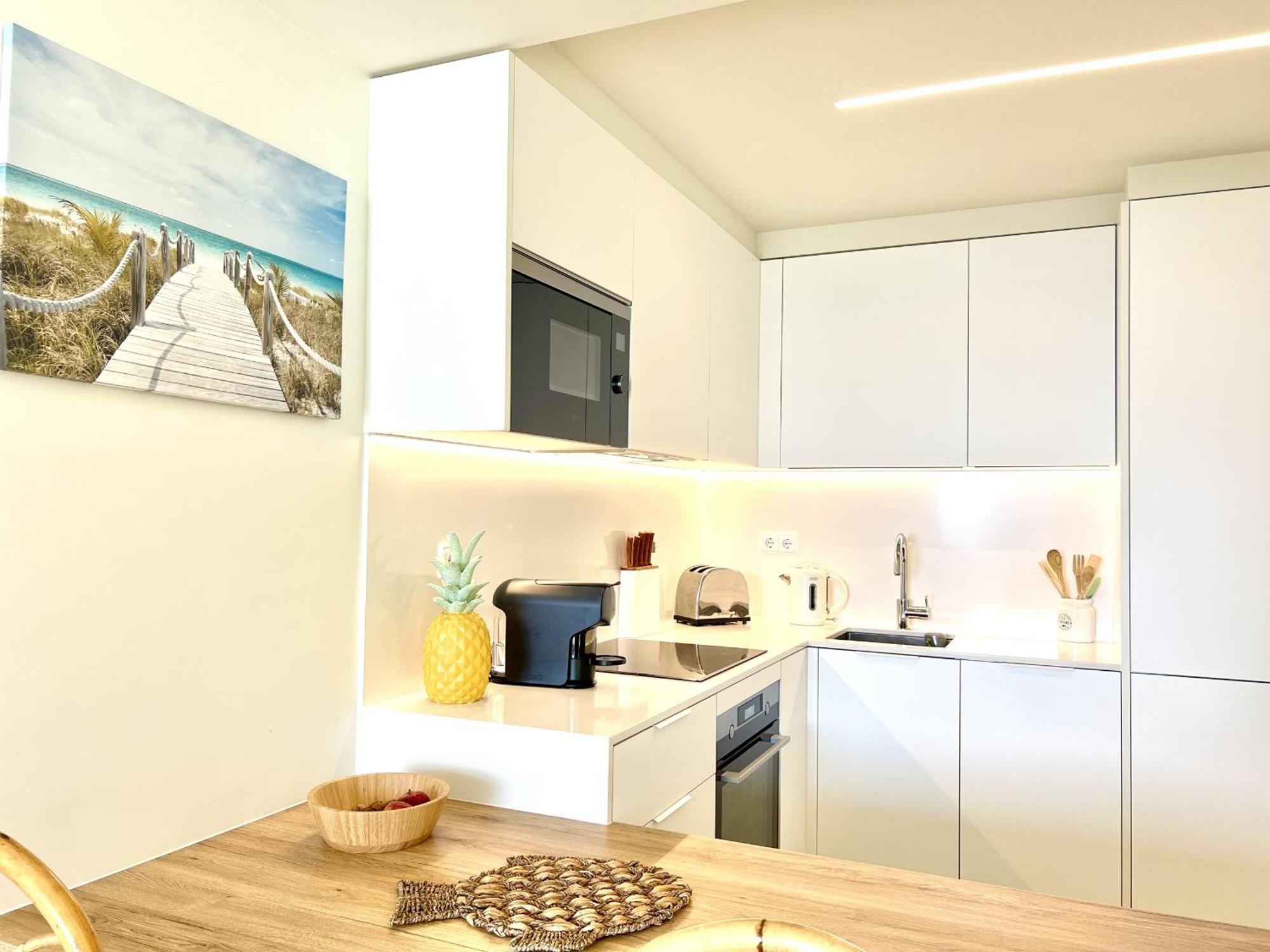 Bayline Luxury And Pool Apartment *