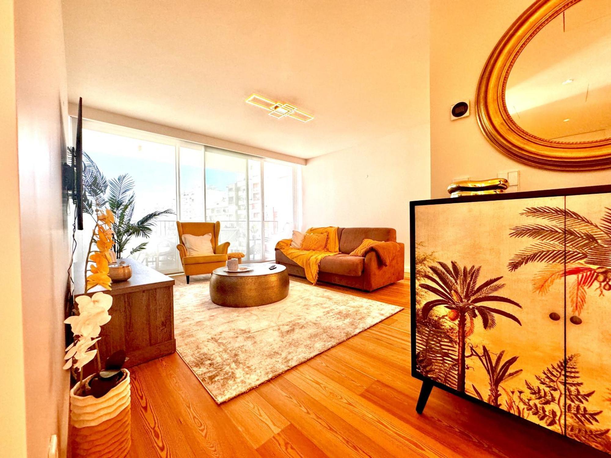 Apartment Bayline Luxury And Pool