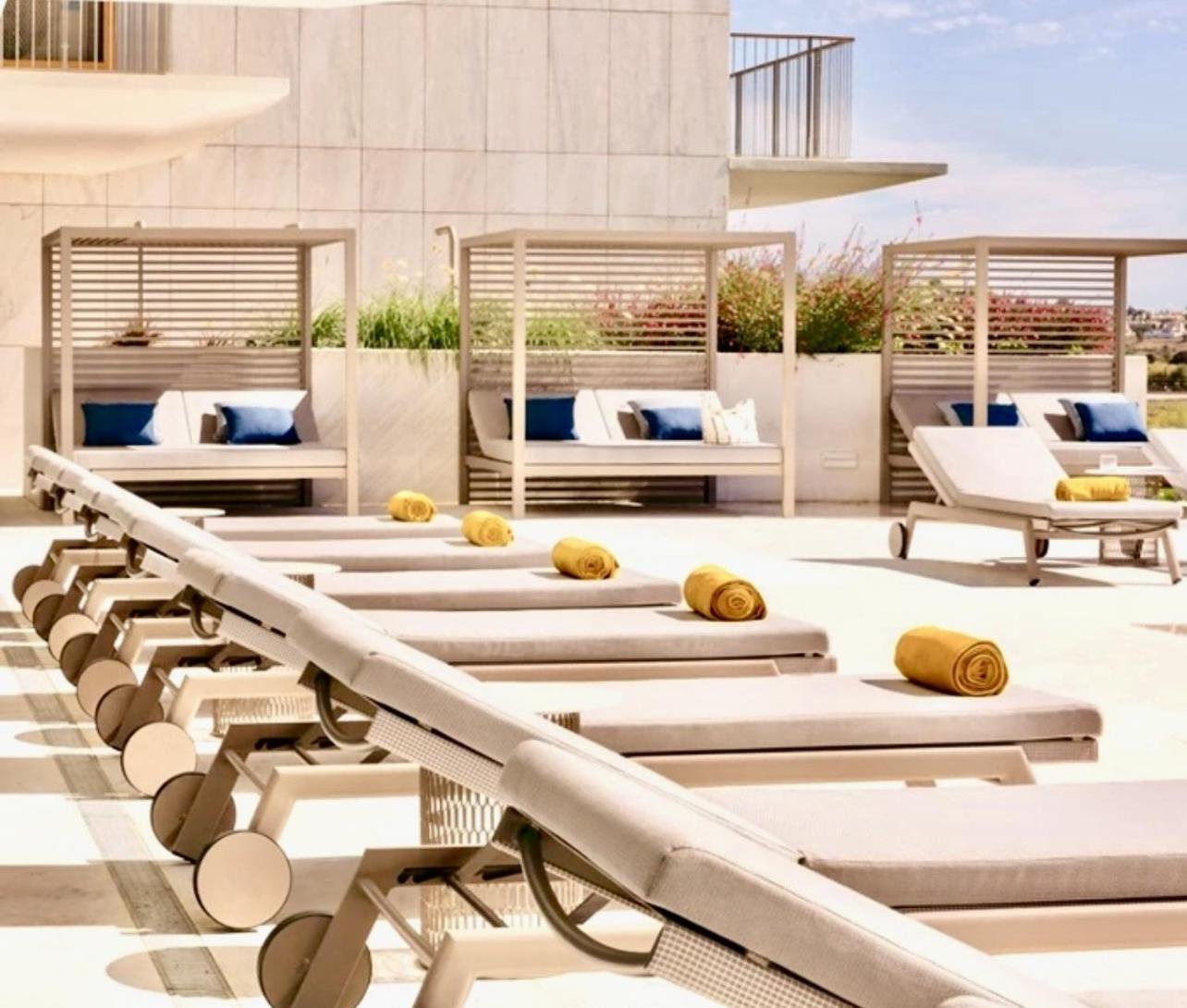 Apartment Bayline Luxury And Pool