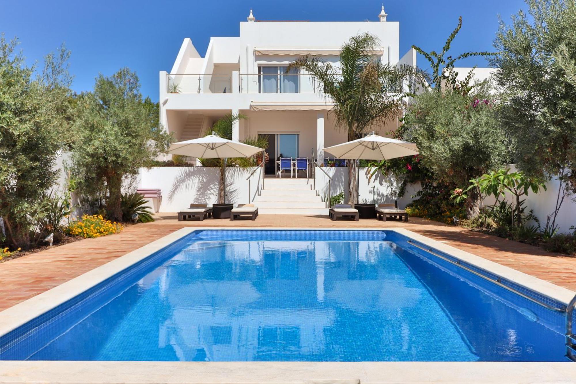 102 T Guest house