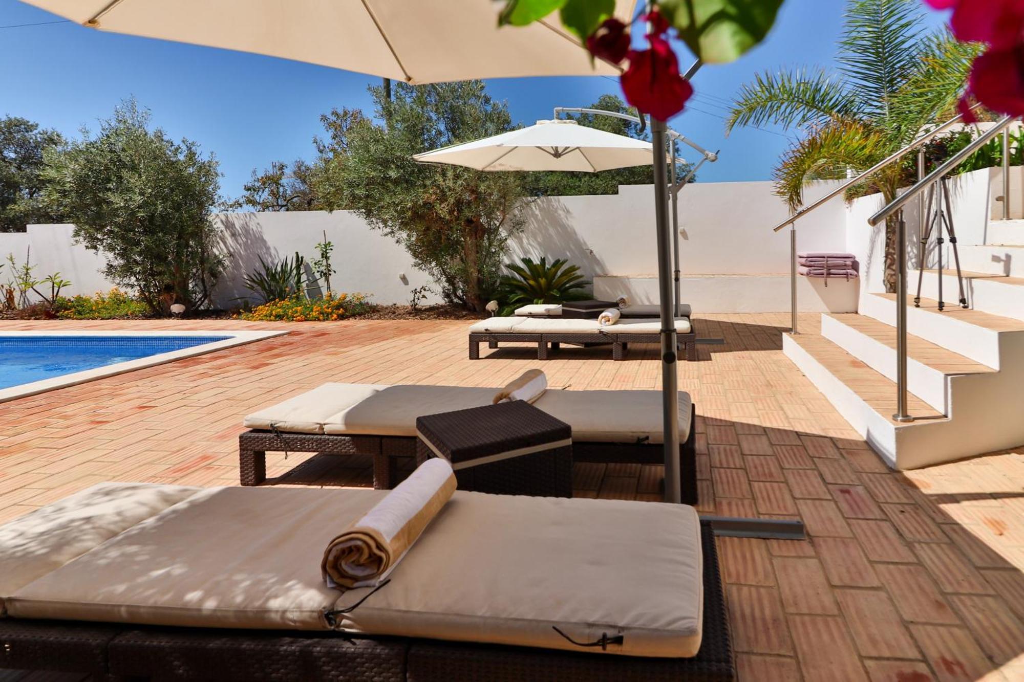 102 T Guest house