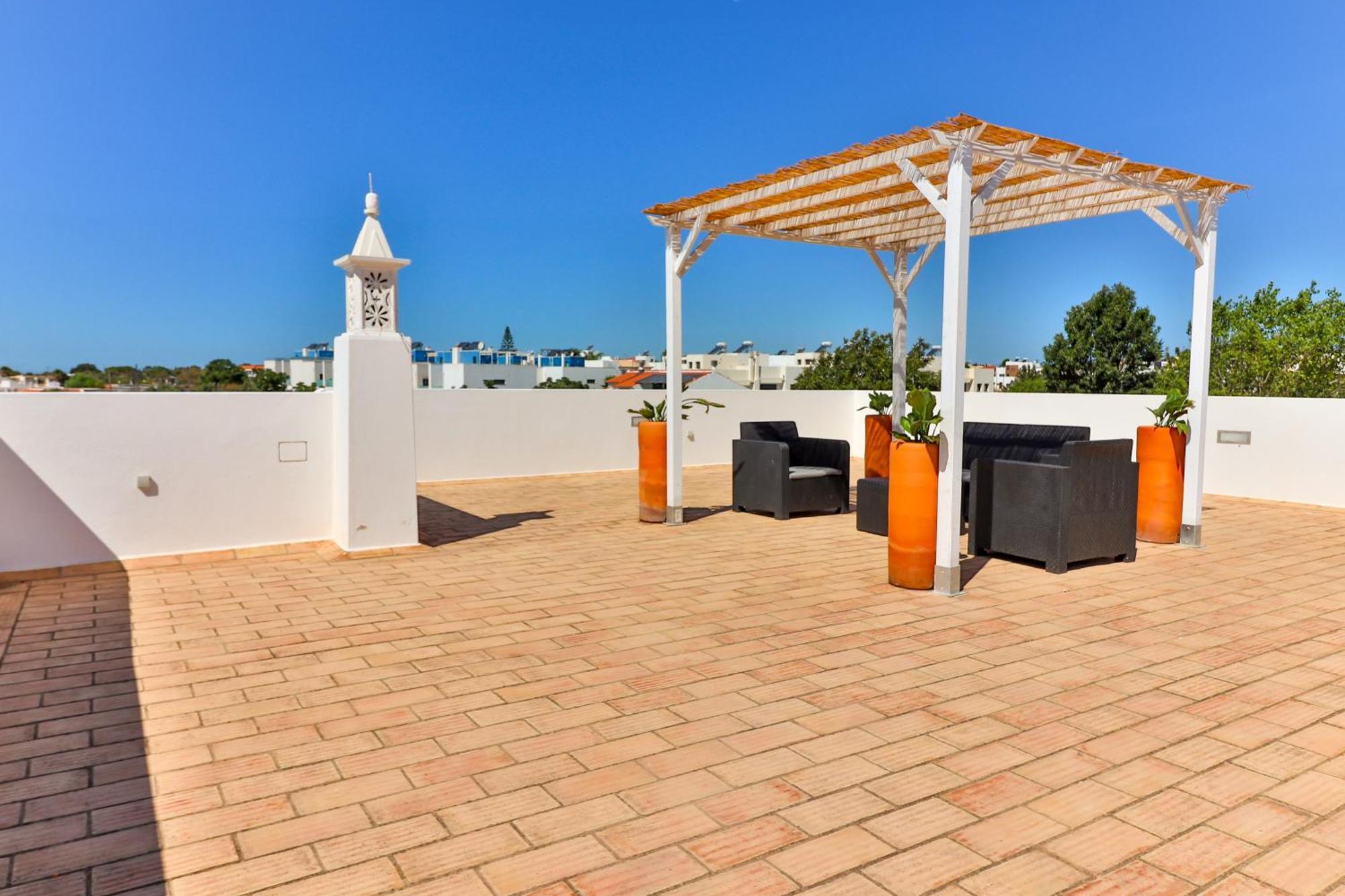 102 T Guest house