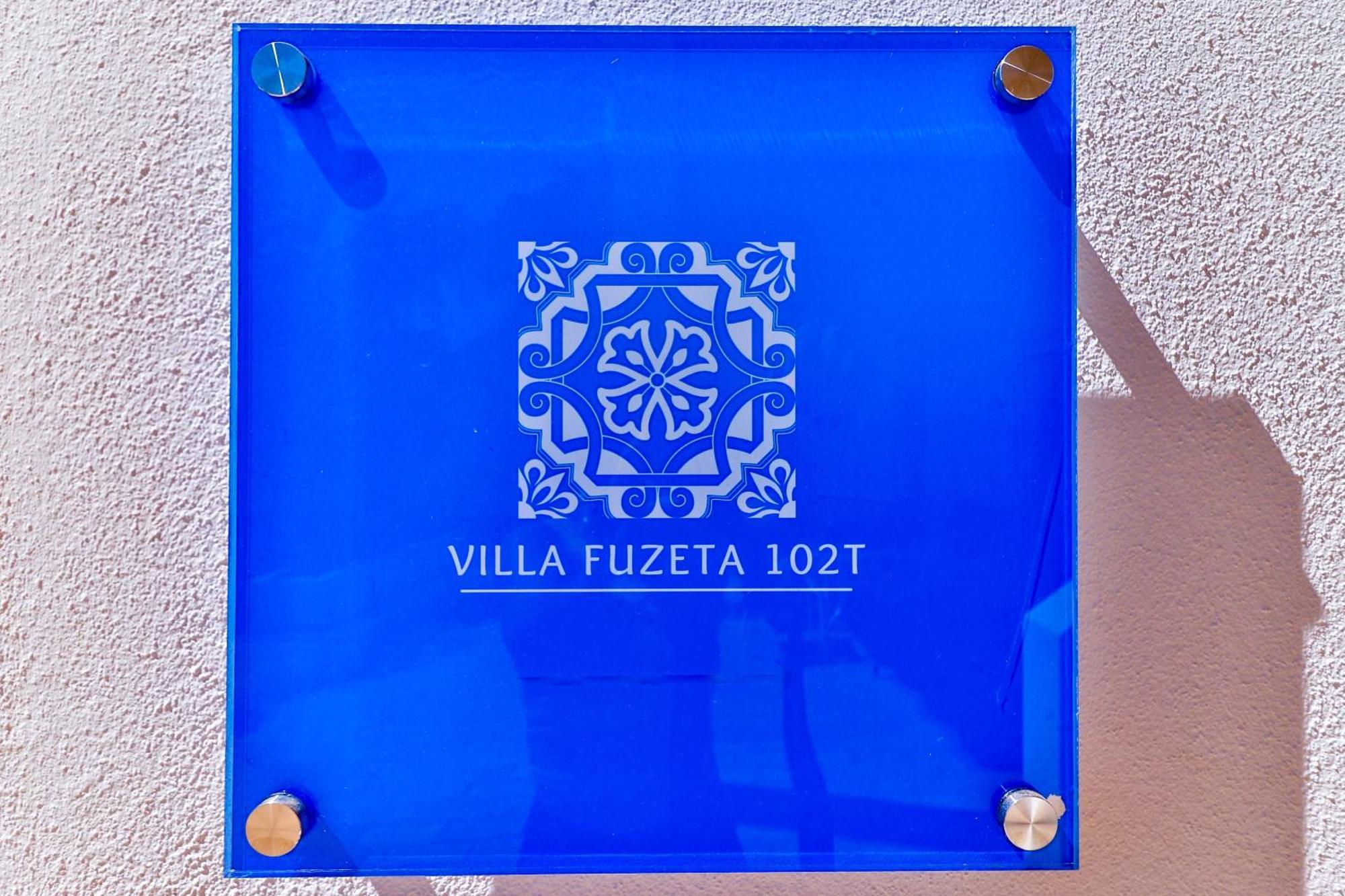 Guest house 102 T
