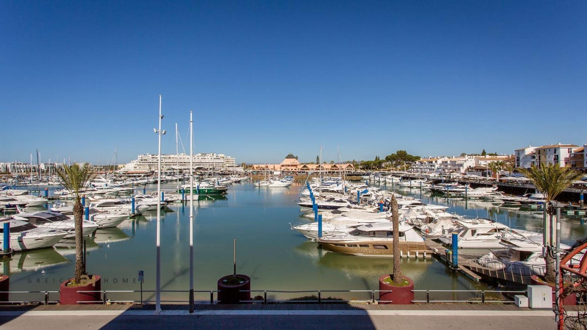 Greice Homes One Bedroom Marina
