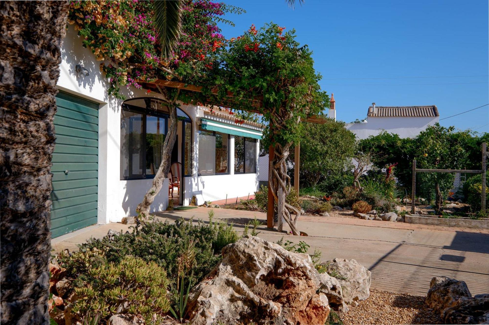 Private House, Amazing Sea View, Swimming Pool Moncarapacho