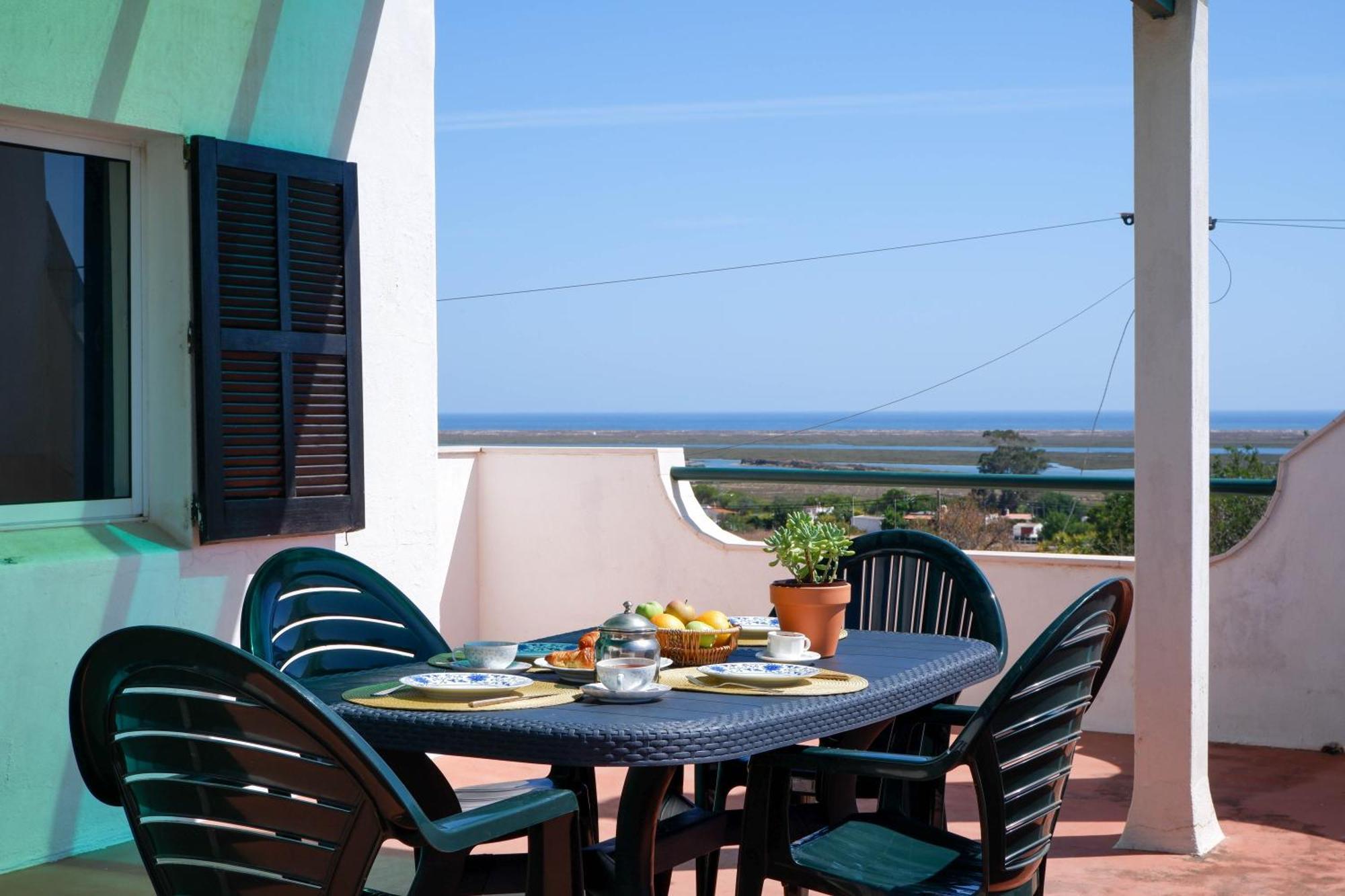 Holiday home Private House, Amazing Sea View, Swimming Pool *