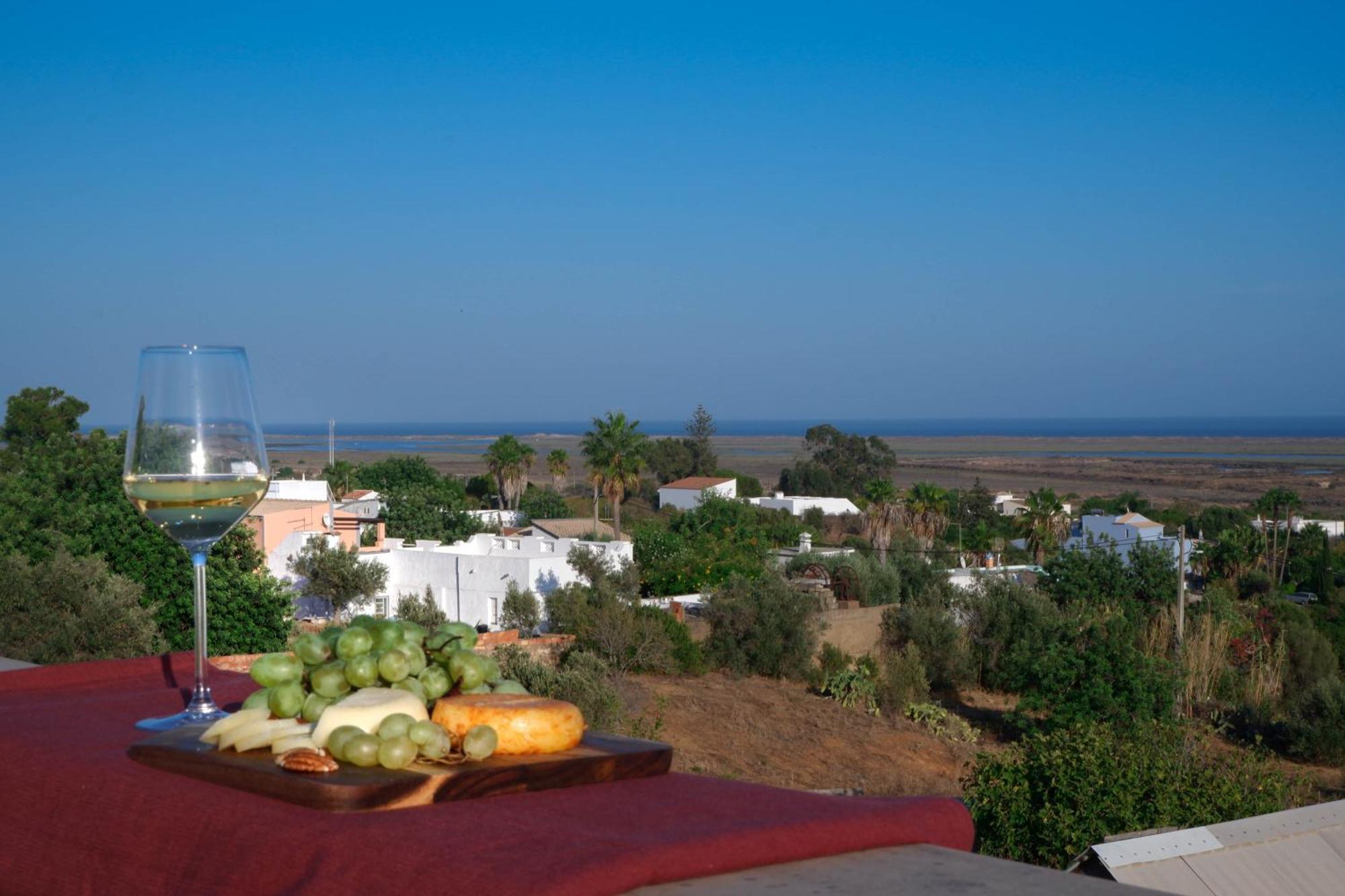 Private House, Amazing Sea View, Swimming Pool Holiday home
