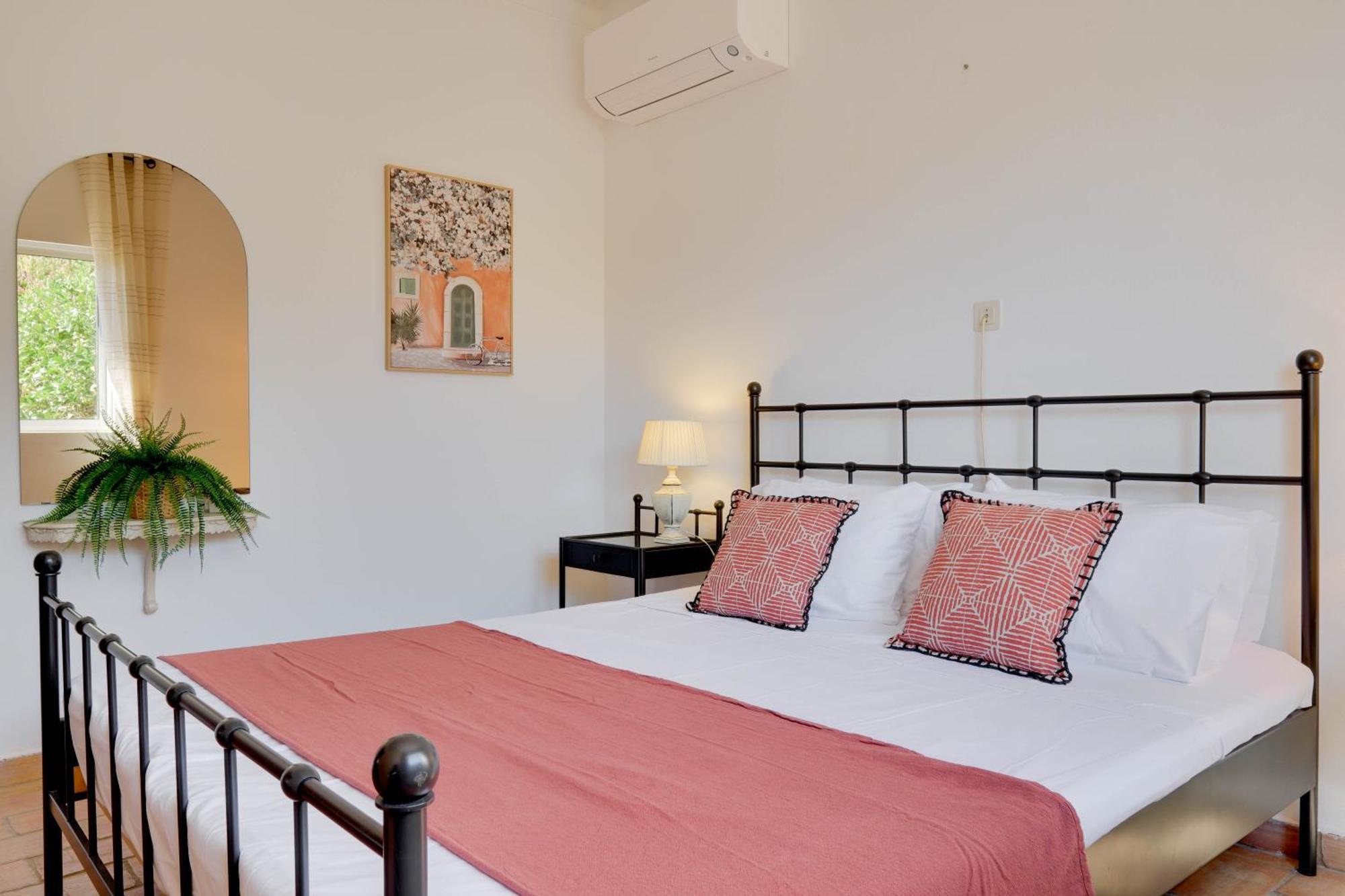 Private House, Amazing Sea View, Swimming Pool Holiday home