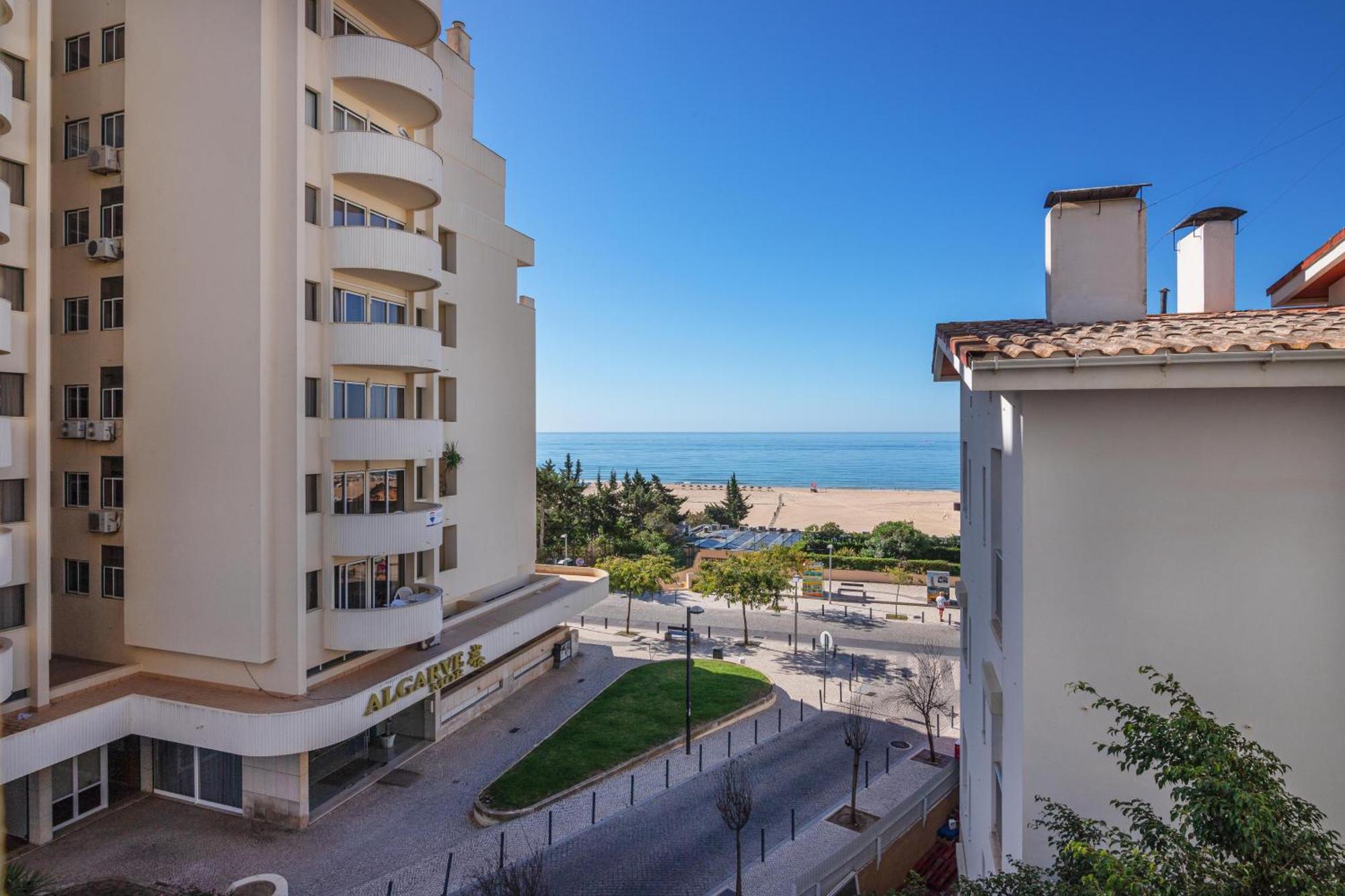 Apartamento Colunas - Silhueta Citadina *