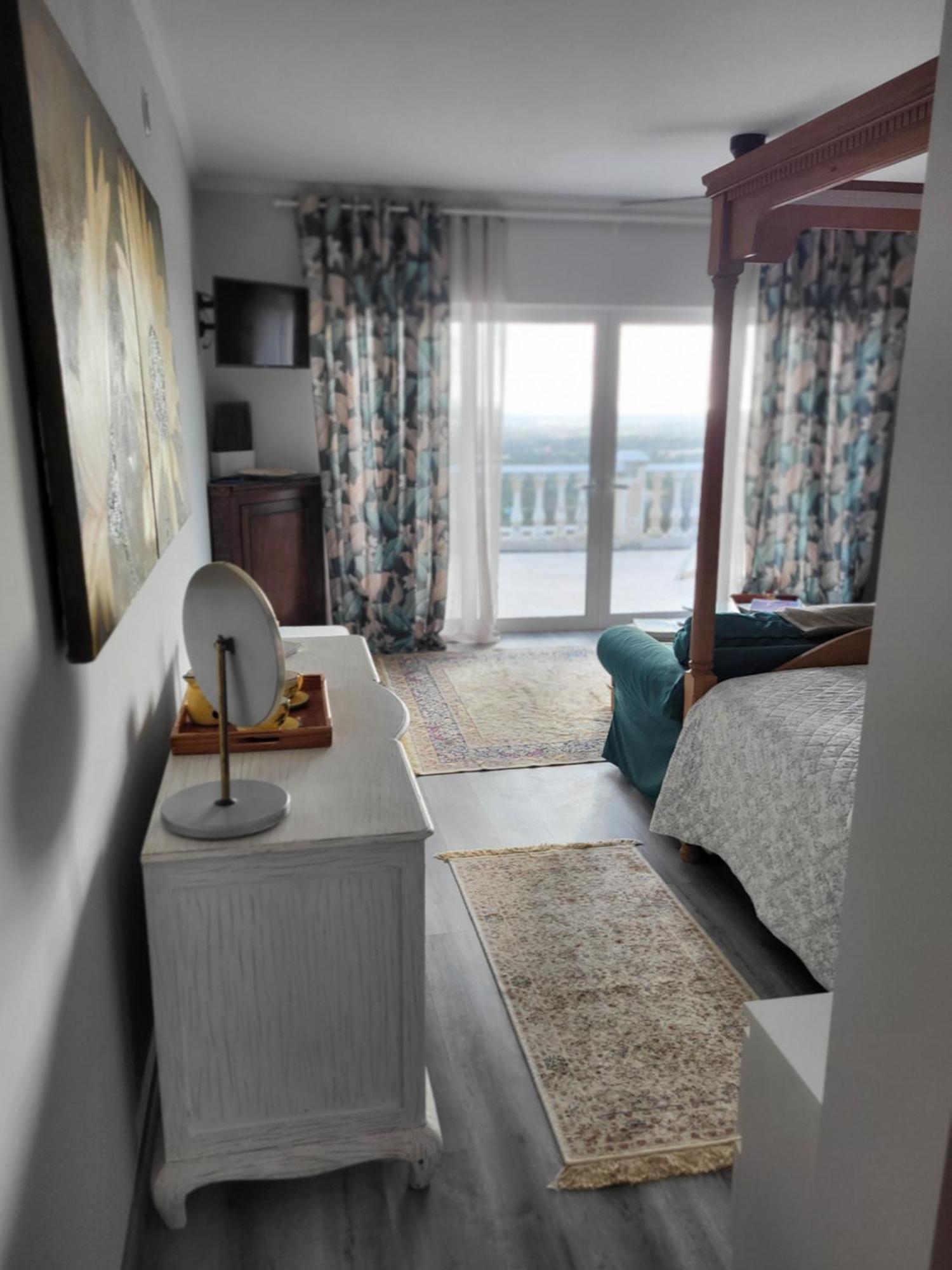 Vista Magica Bed & Breakfast *