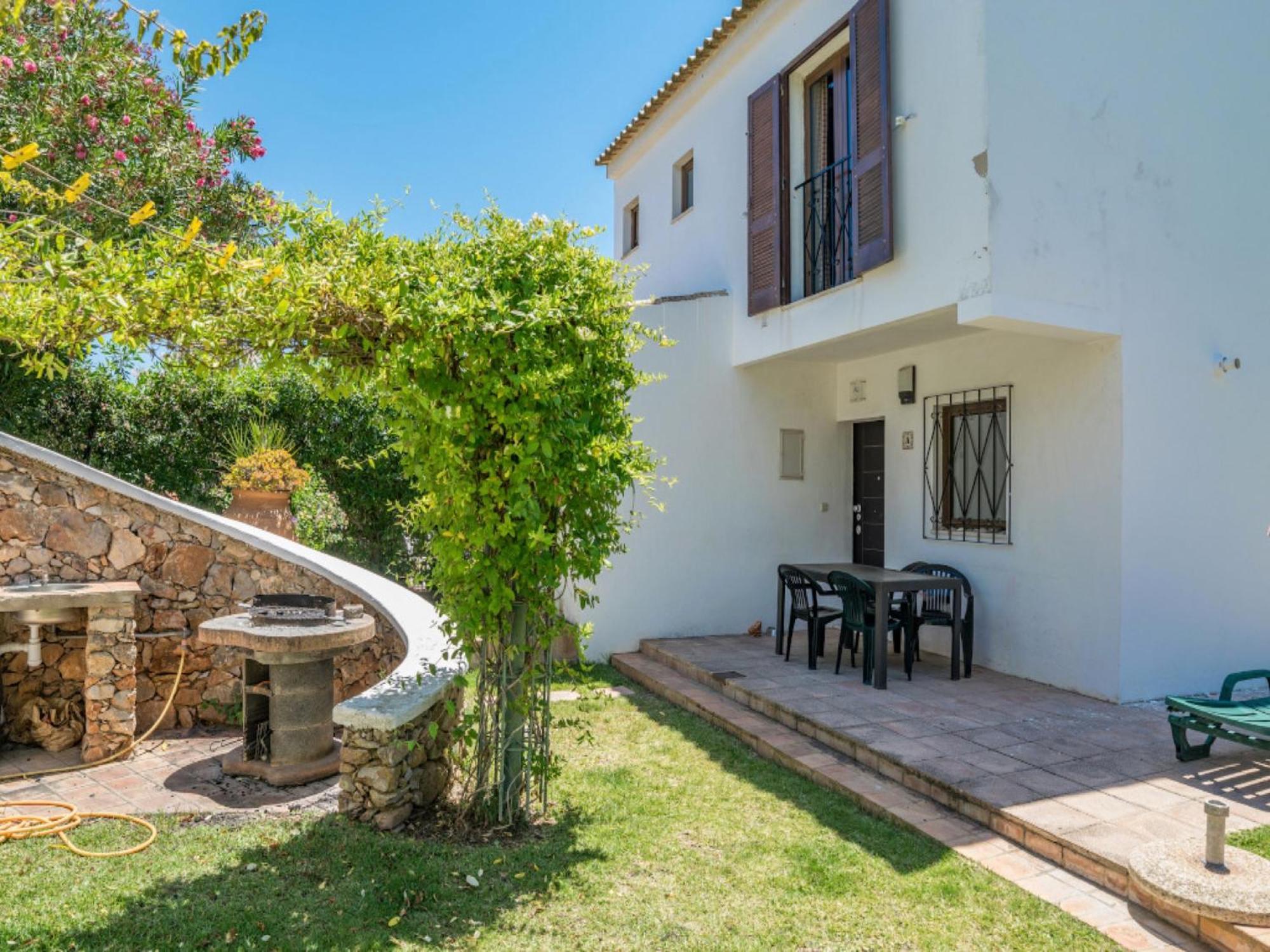 Akivillas Vale