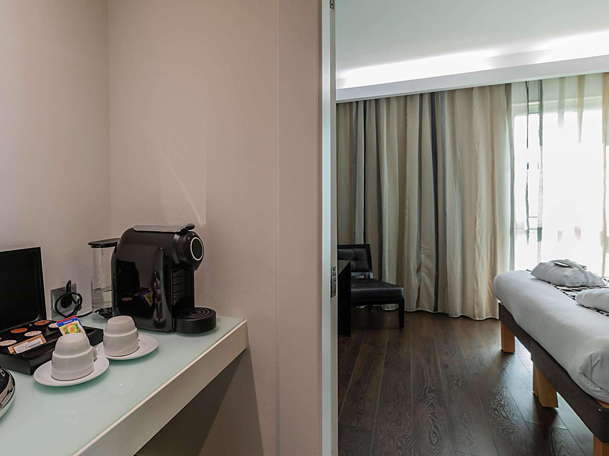 Mercure 4* Lisbon