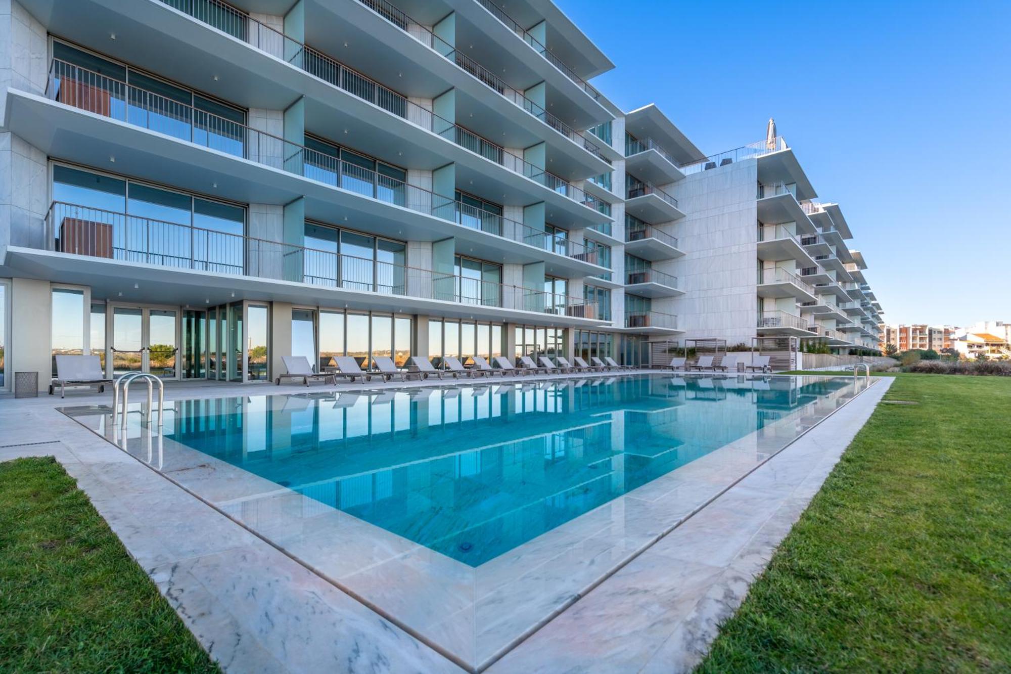 Apartment Bayline - Beachfront Pool And Sargo By Bedzy