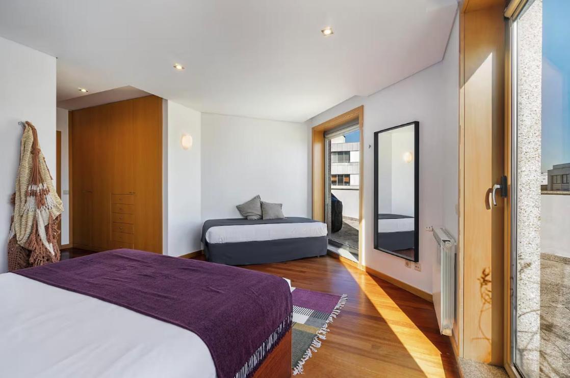 Whome Penthouse Luxe - Views, Terrace & Parking *