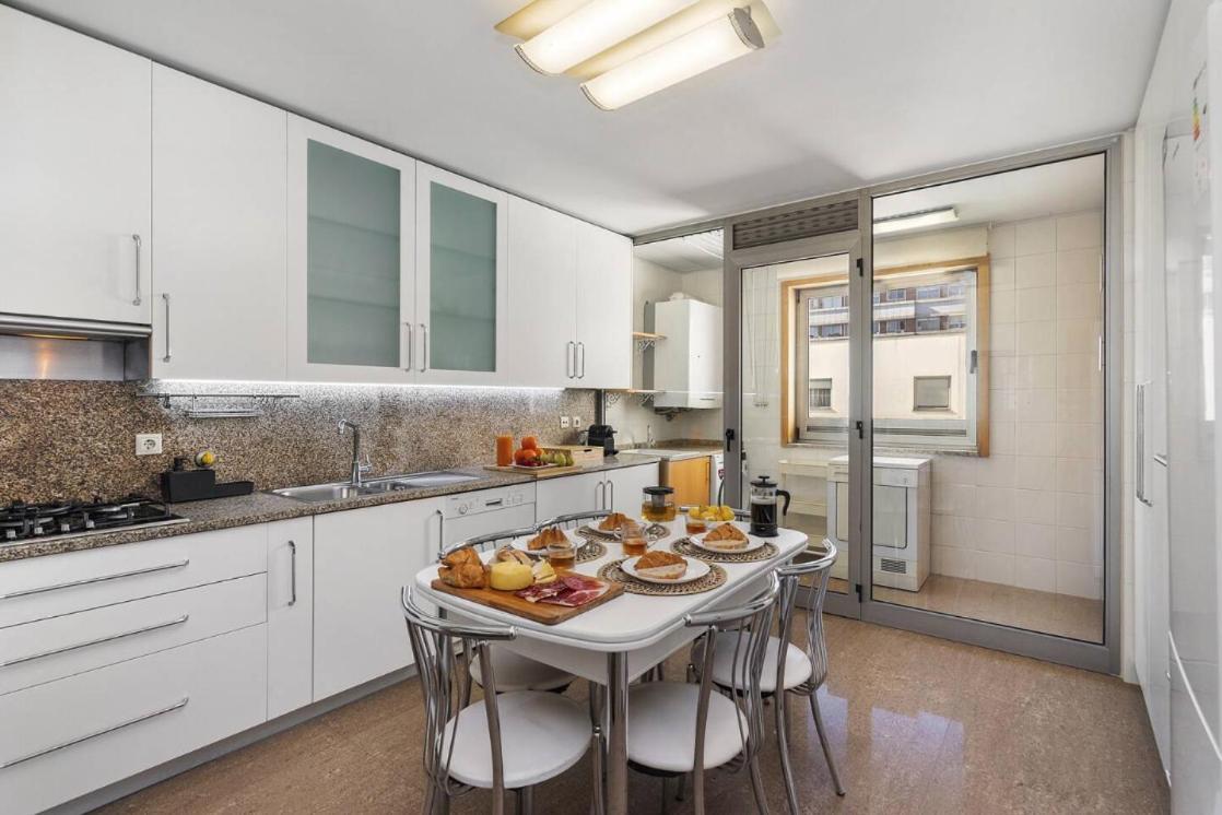 Apartment Whome Penthouse Luxe - Views, Terrace & Parking Matosinhos (Porto)