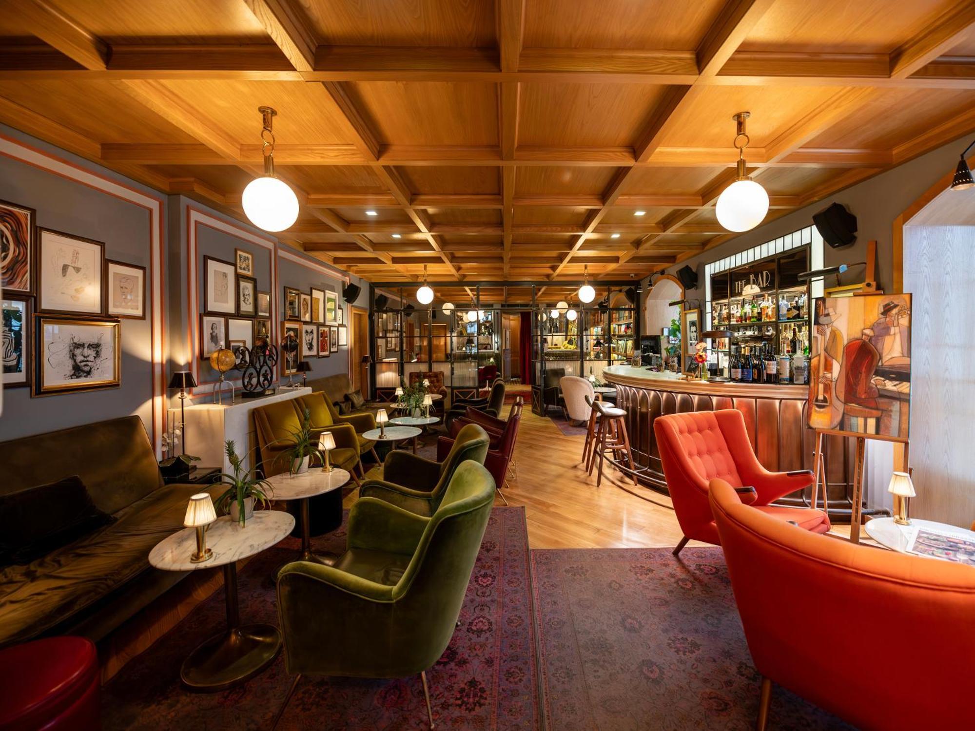 Browns Hotel 4*