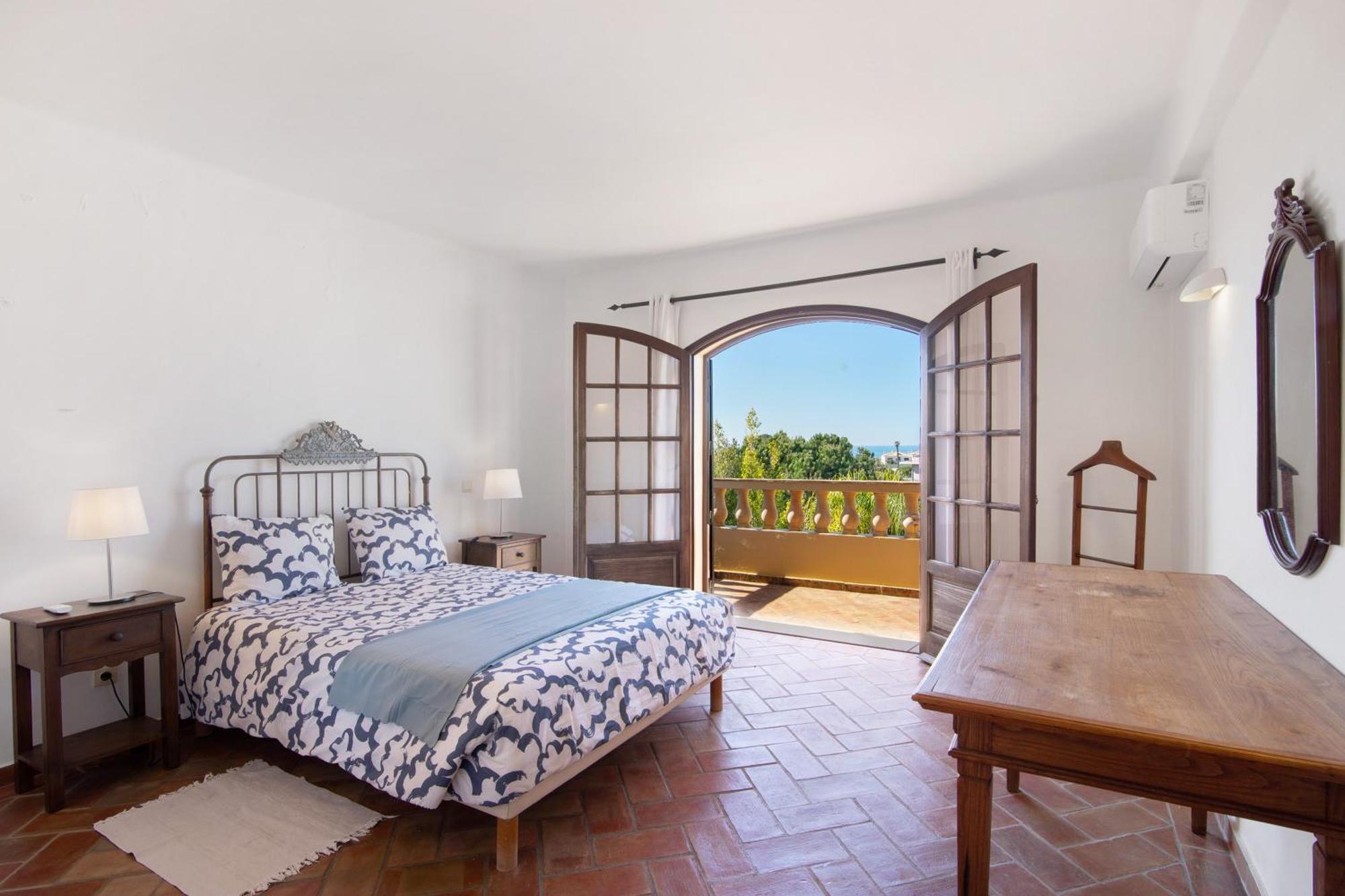 Rustica Villa *
