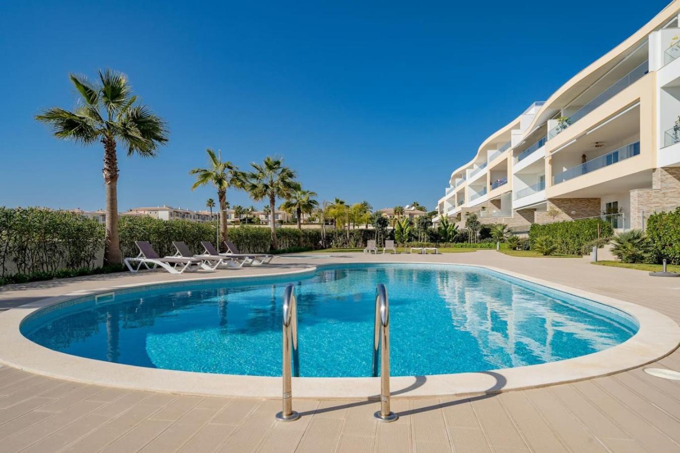 Mabelle Luxury Ocean View Apartamento *