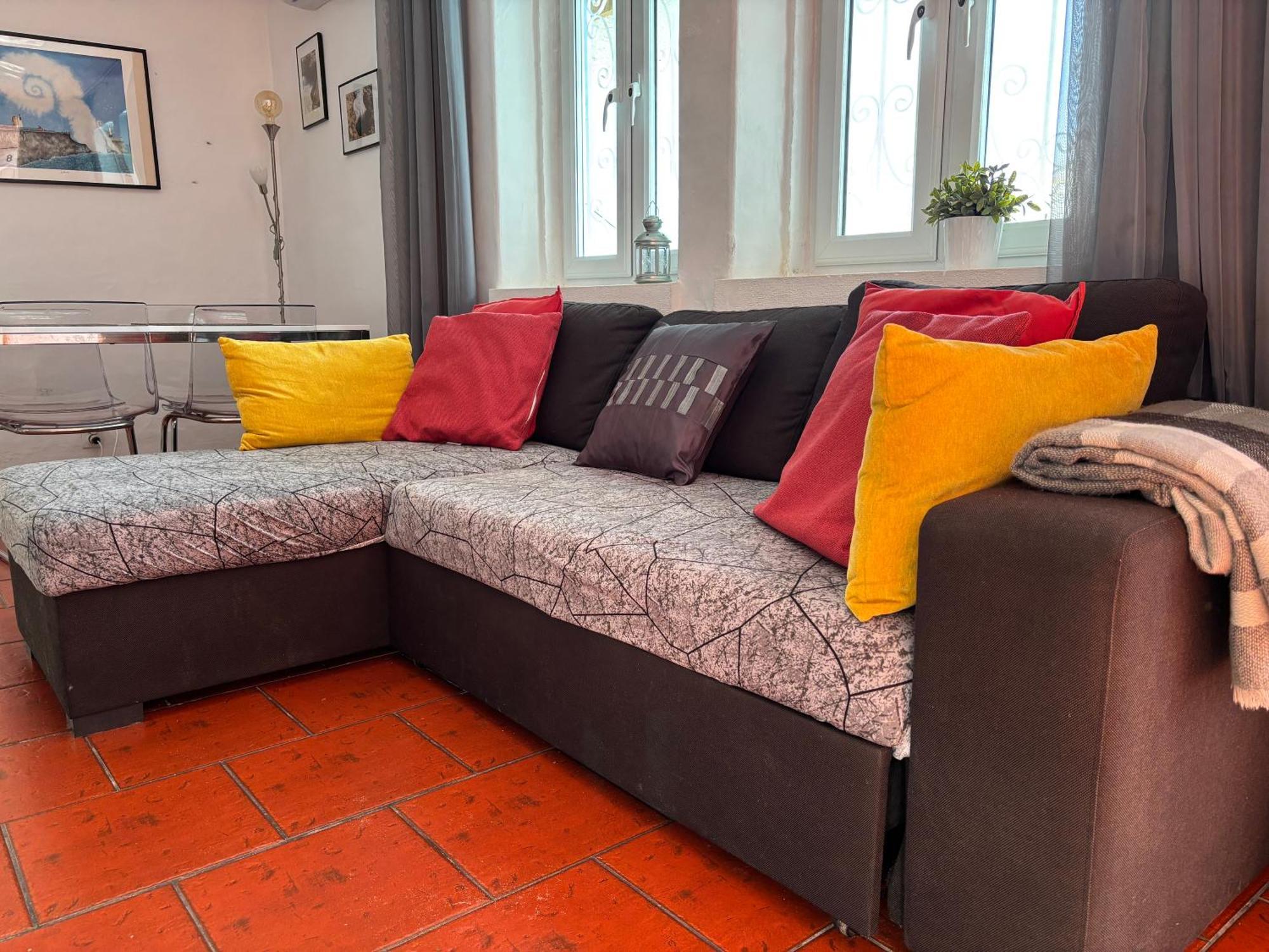 2bdr With Sea View, Private Pool *