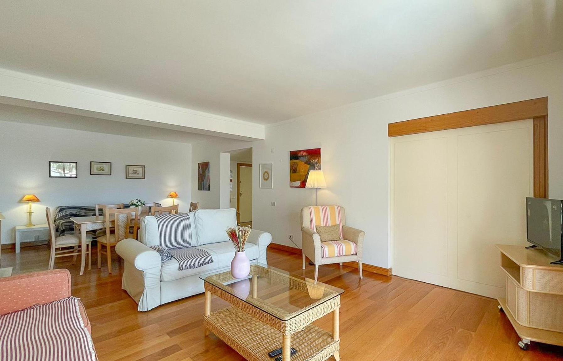 Poolside Bliss T1 Hsr Vilamarina Apartamento