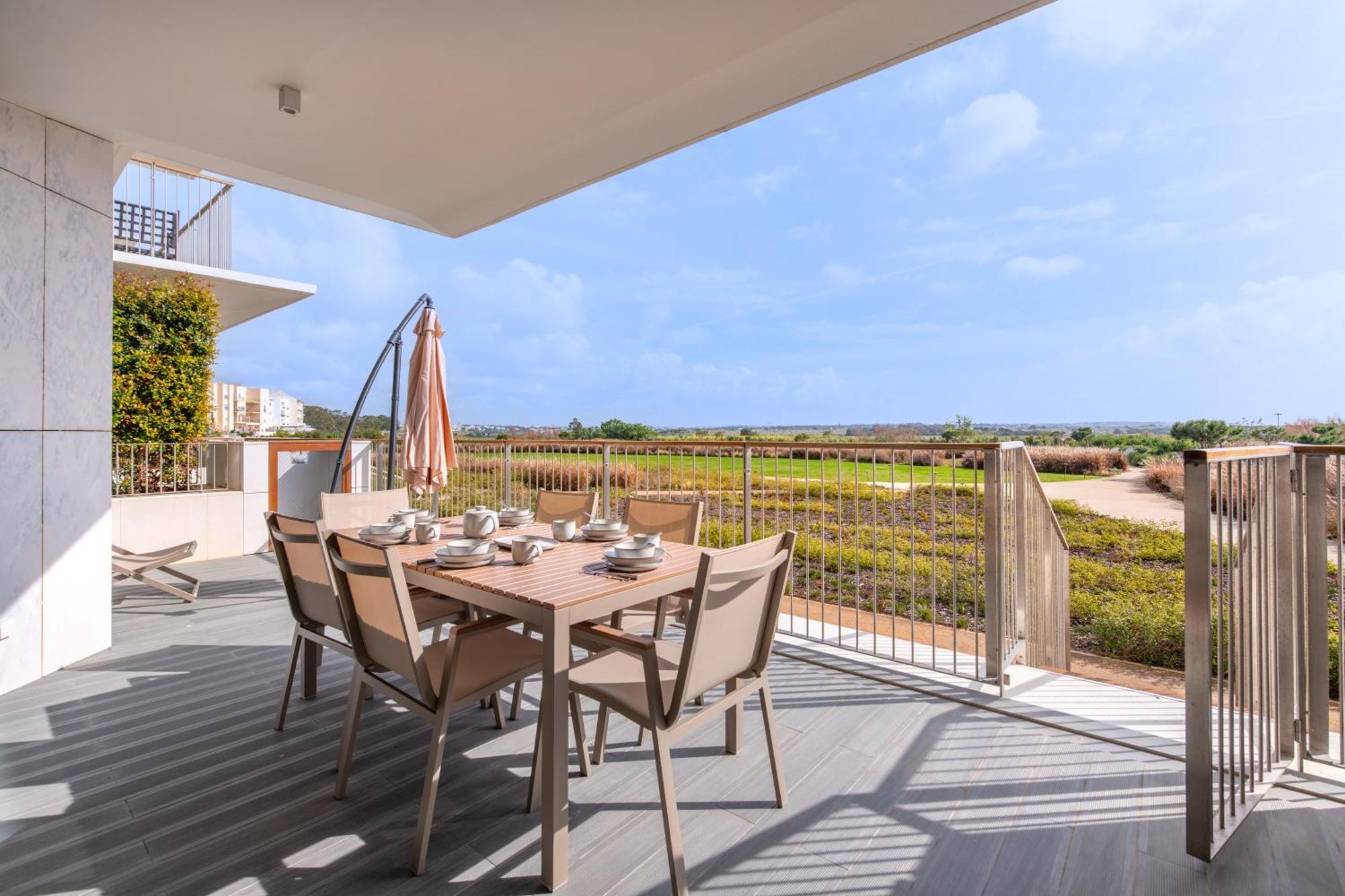 Bayline Gardens, & - Robalo By Bedzy Appartement Armação de Pêra