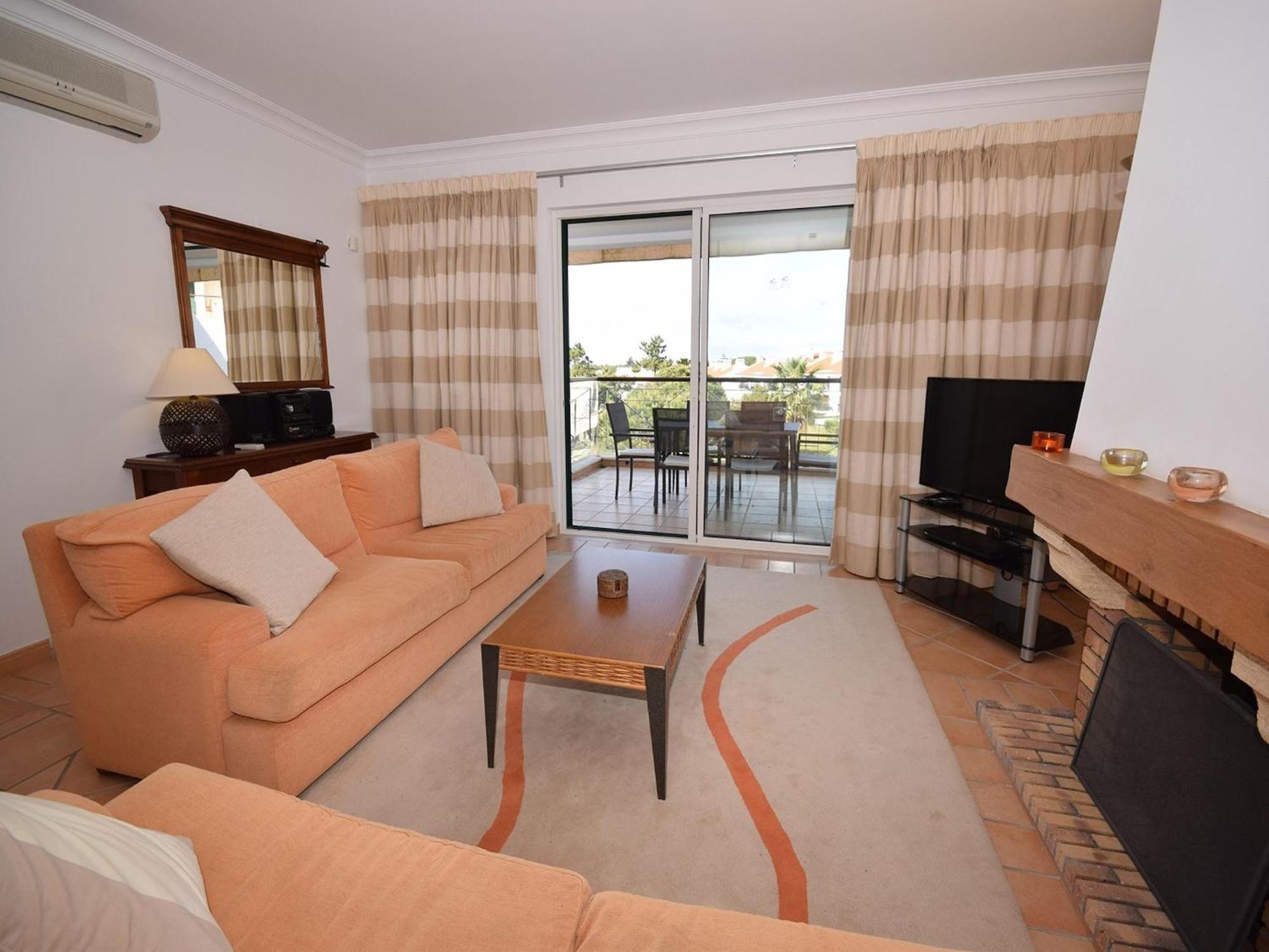 Spacious Apartment In Quarteira With Swimming Pool Apartamento Vilamoura