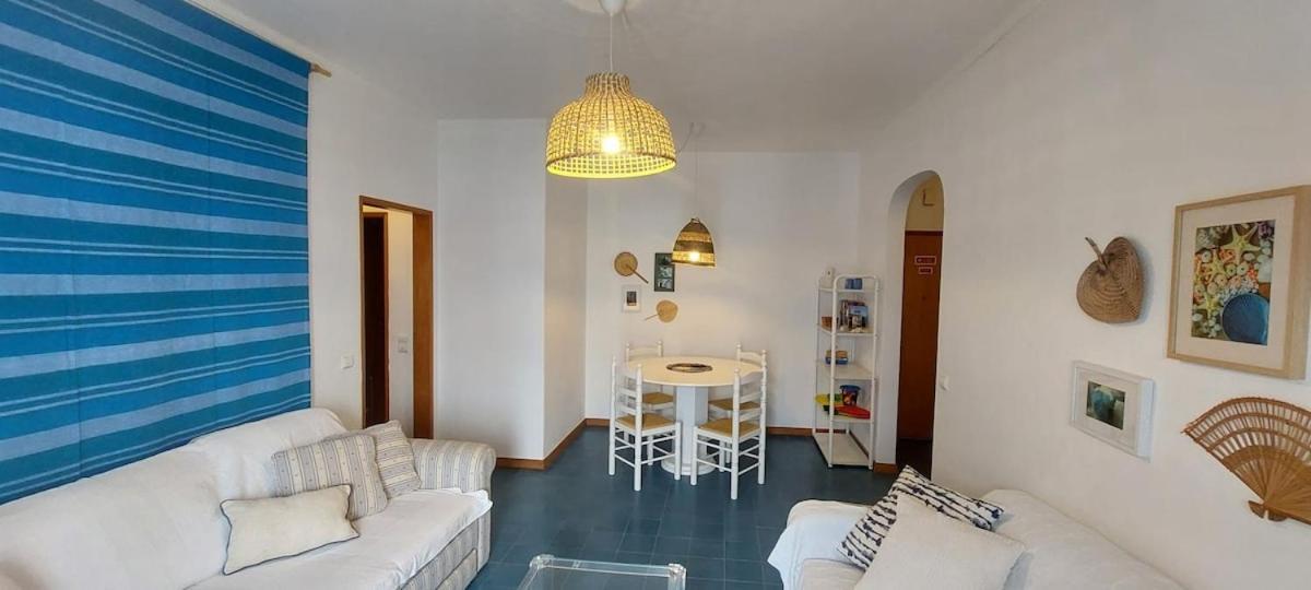 Spacious 2-bedroom At Da Rocha Apartment Portimao