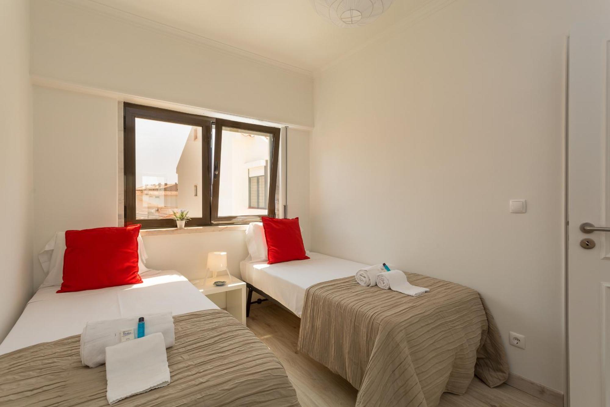 Beguest - Cascais Apartment Parede