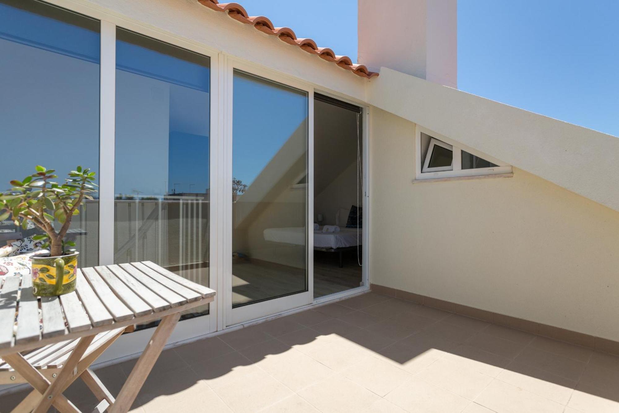 Beguest - Cascais * Parede