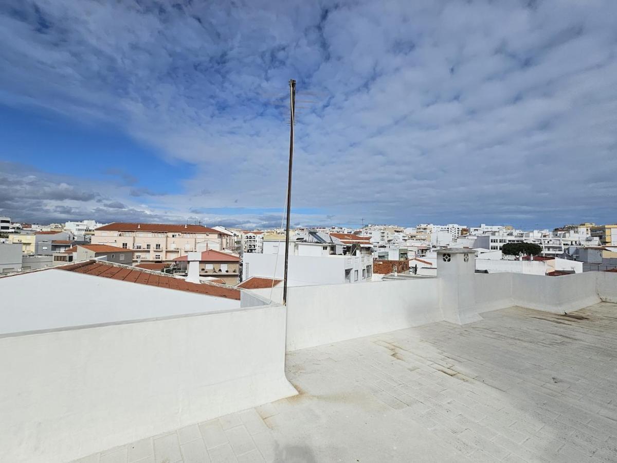 Apartment Quarteira-your Seaside Getaway *