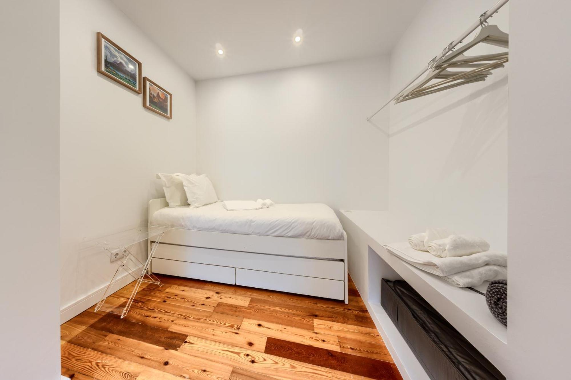 Mbird Riviera Flat 1 Apartment *