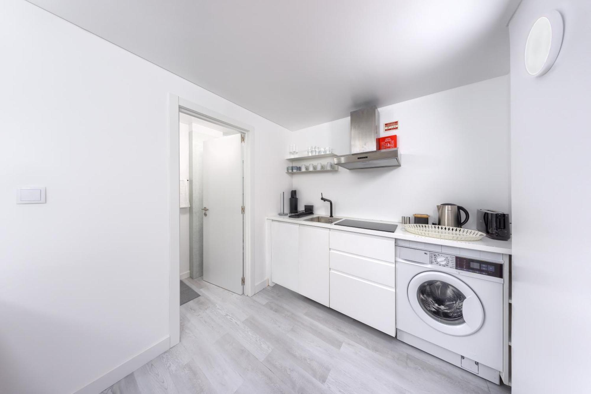 Mbird Riviera Flat 1 *