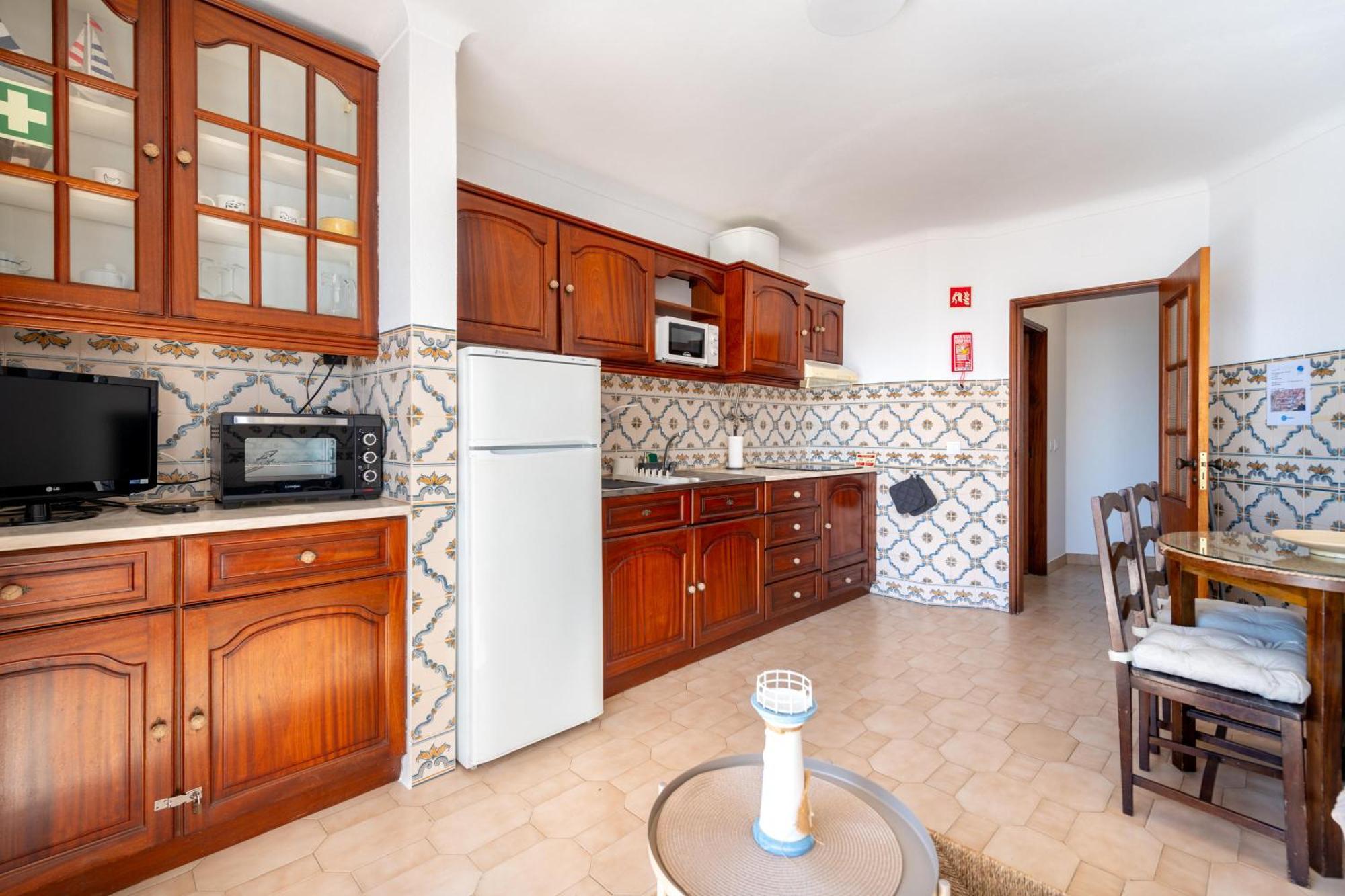 Apartment Sunset Azul - Sea View - Free Wifi - By Bedzy