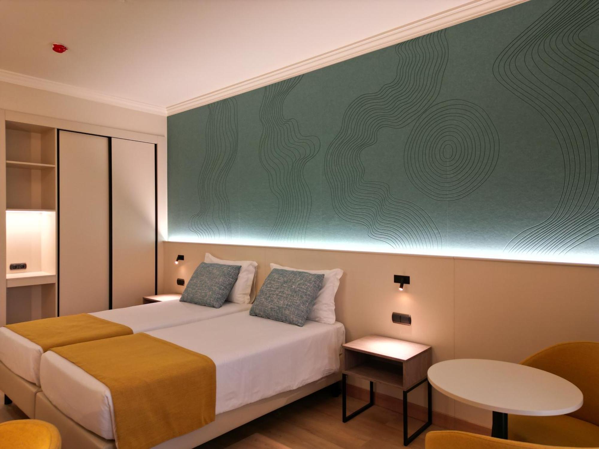 Ukino Palmeiras Village 4* Armacao de Pera