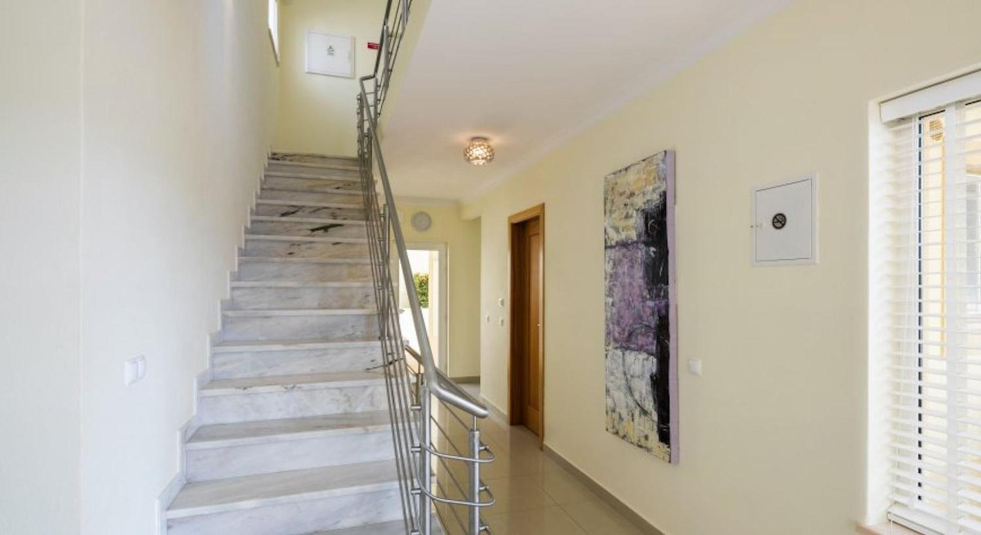Villa Povo Do Burro, Beautiful And Elegant Villa, Few Minutes Walk To Resort Centre * Carvoeiro (Lagoa)