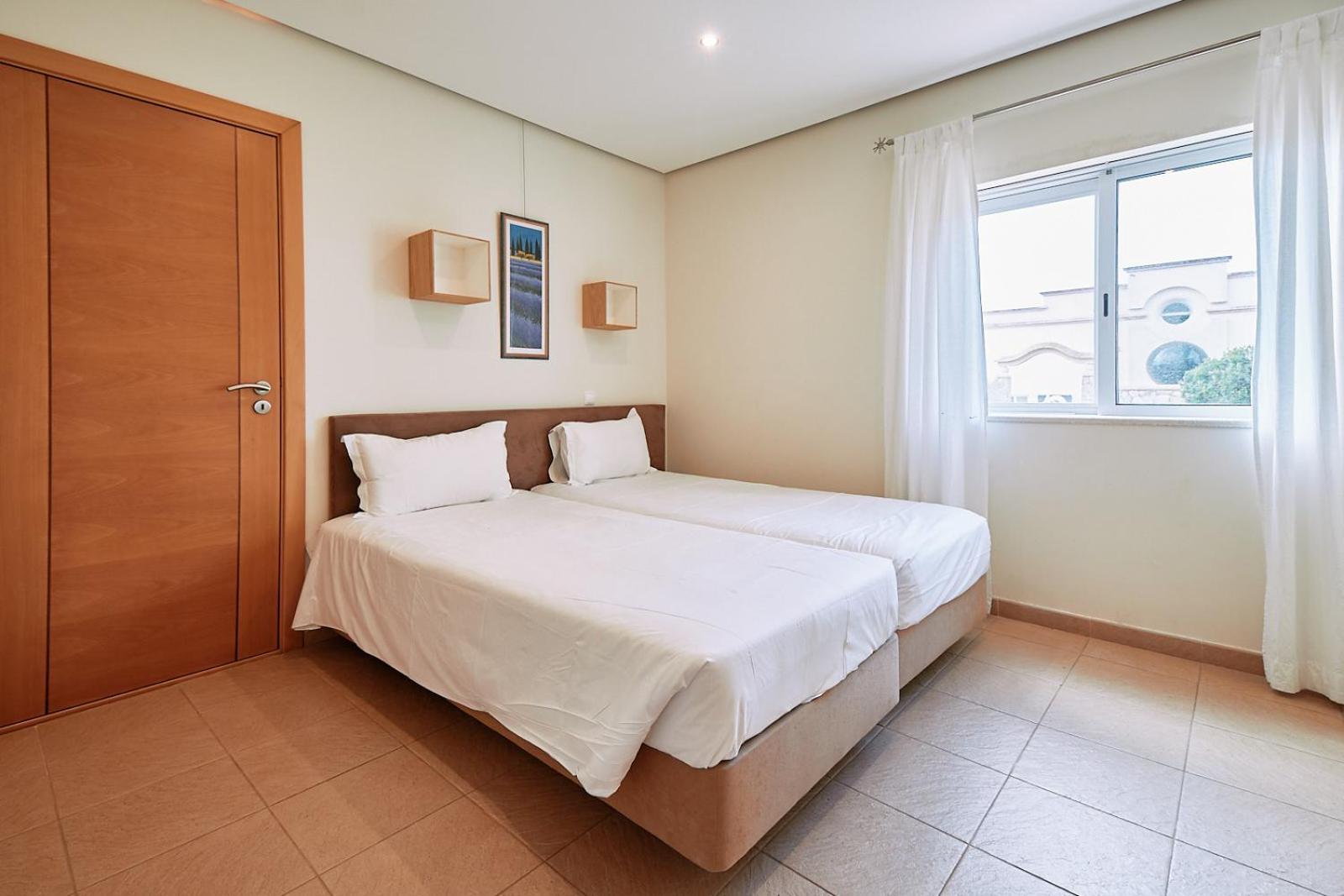 Quinta Dos Vales Wine Estate Country house *