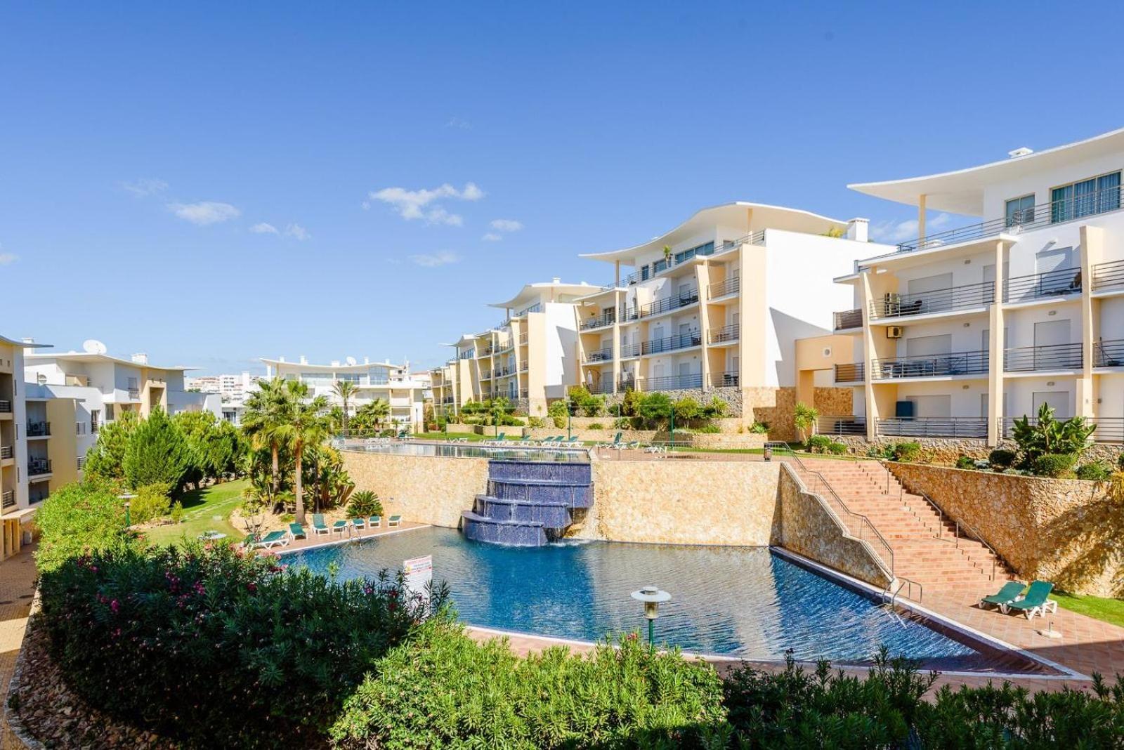 Homes Ocean View With Lovely Terrace, 2 Swimming Pools & Tennis Court * Albufeira