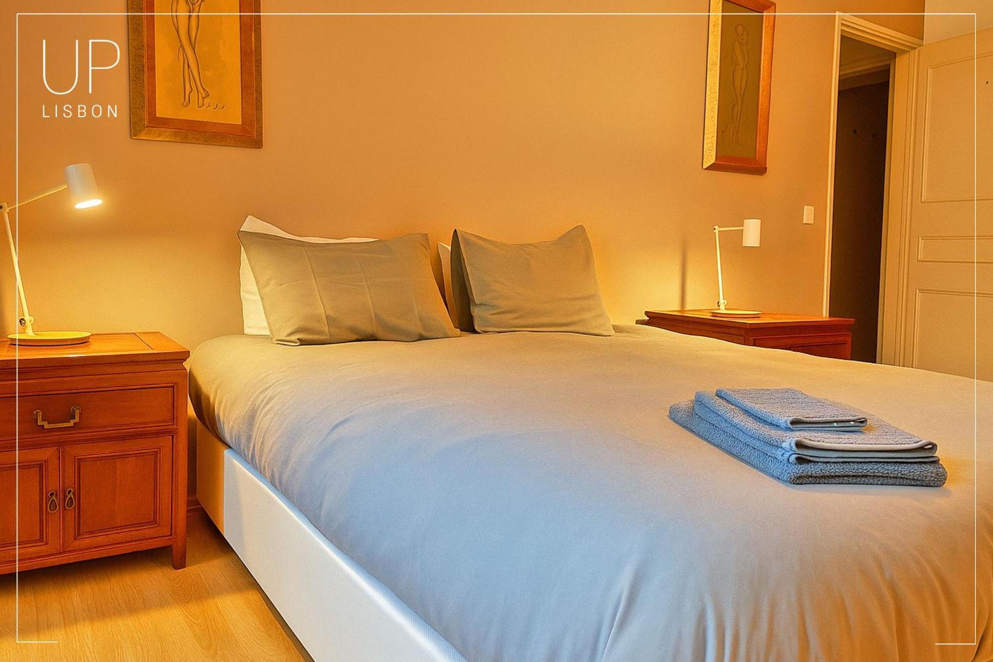 Appartement Six By Up I Your Away From *