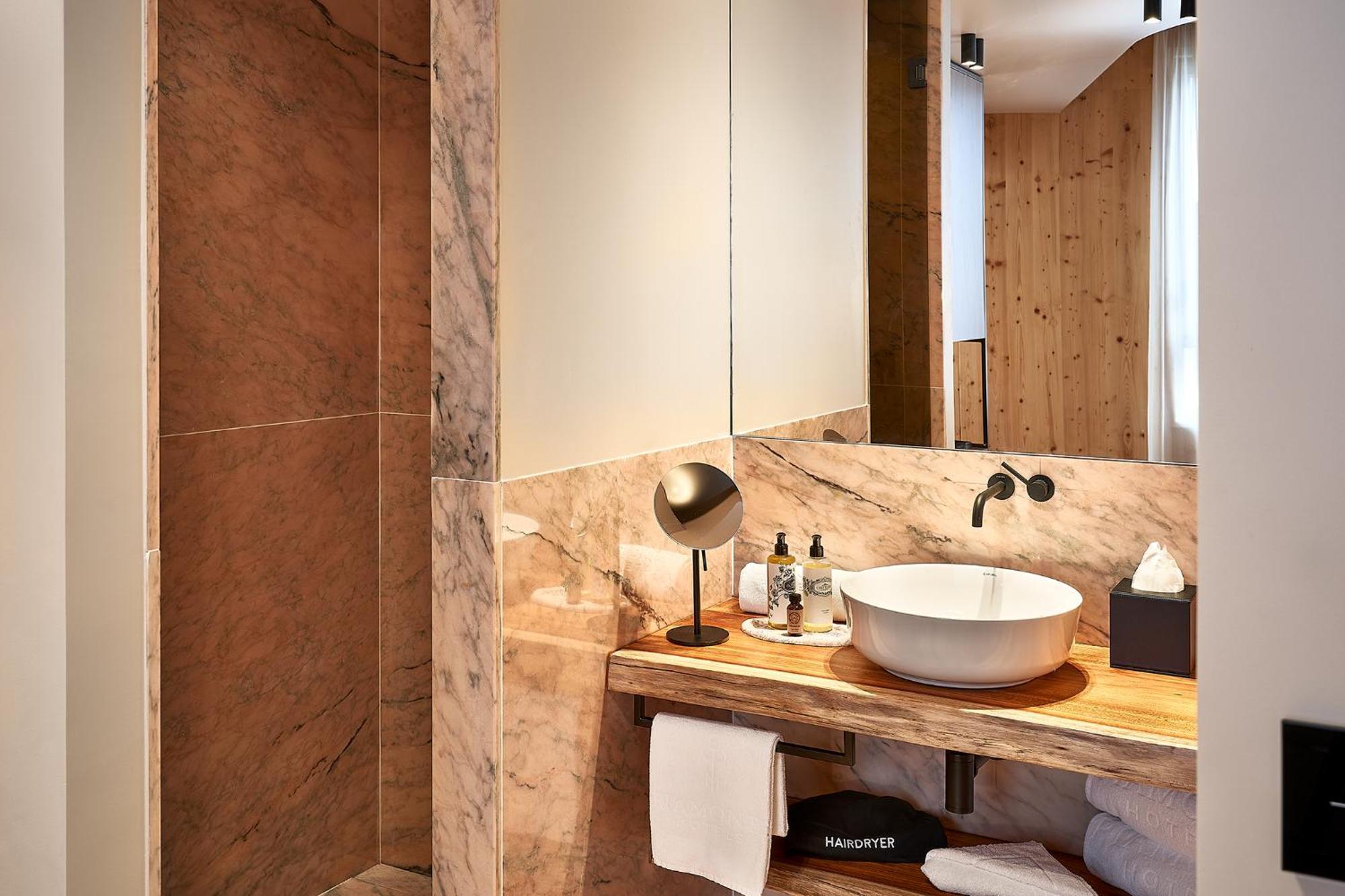 Hotel The Log By Piamonte 4*