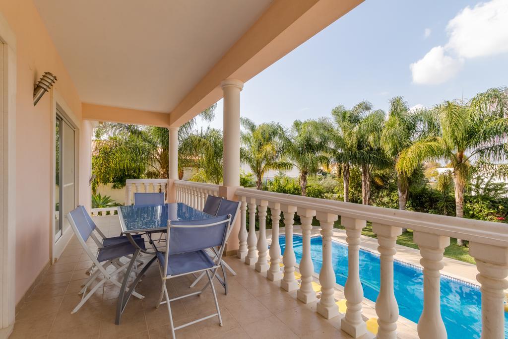 V5 Villa