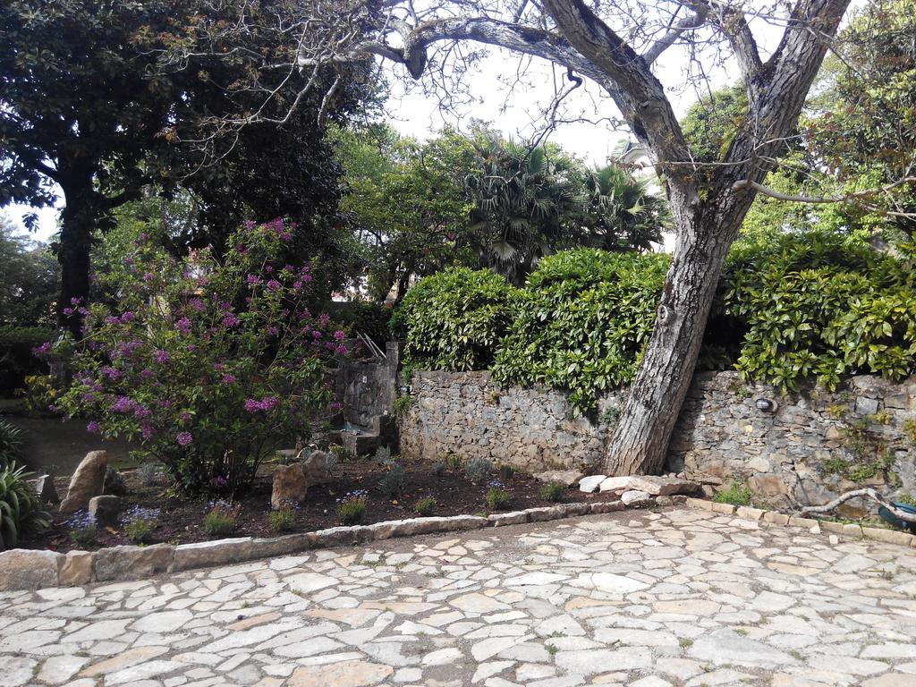 Bed and breakfast Dos Poetas Sintra