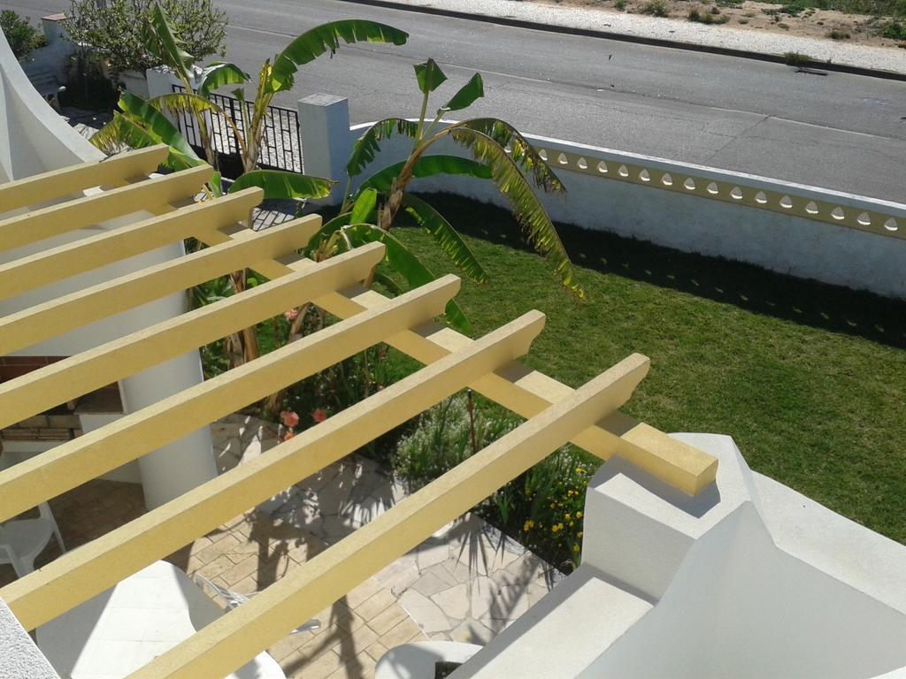Marfim - - Praia Dona Ana Villa