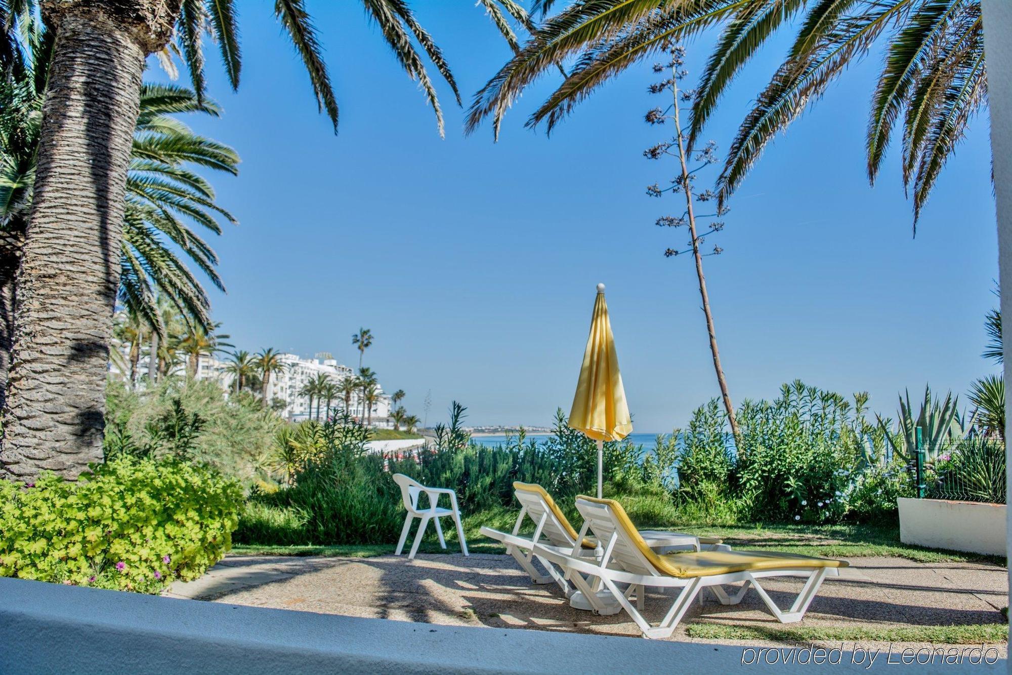 Hotel Algarve - Armacao De Pera, An Ihg 4*