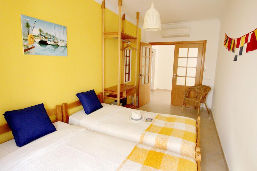 Guest house Casa A Sul - Guesthouses
