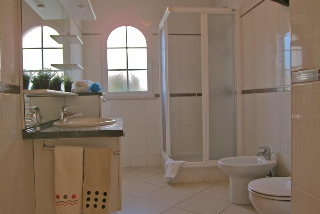 6 Bedroom Brady Private With Pool And Garden