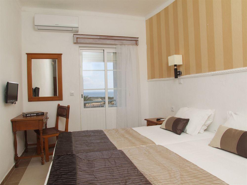 Hotel Mar Azul Lagos