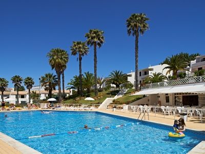 Aparthotel Cheerfulway Alba