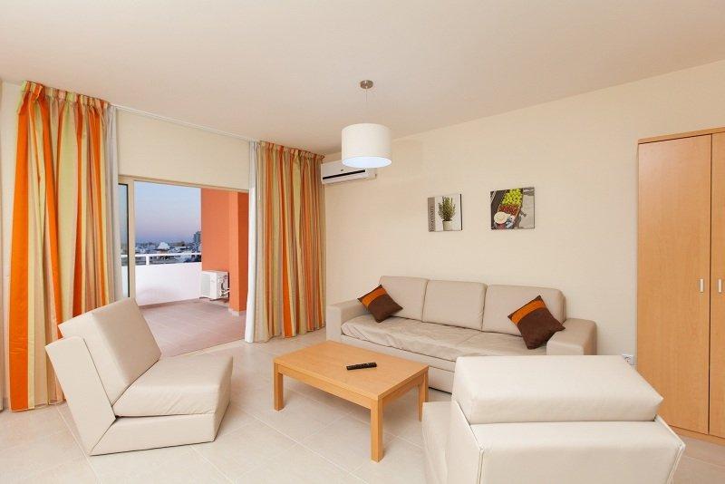 Urban Flamingo Aparthotel Portimao
