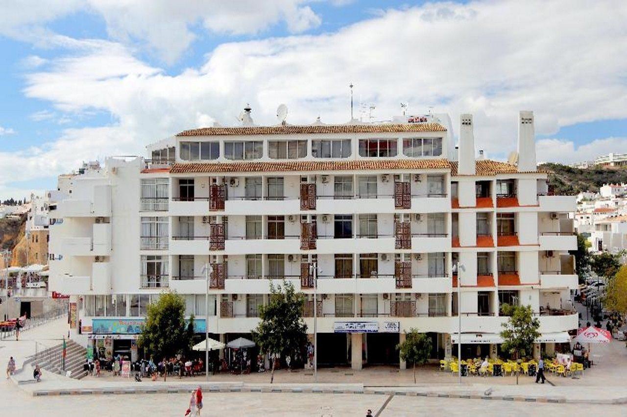Aparthotel Edificio - Local